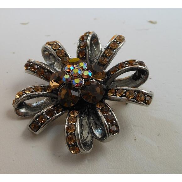 Vintage Amber Topaz AB Flower Ribbon Crystal Rhinestone Silver tone Pin Brooch - Picture 3 of 10